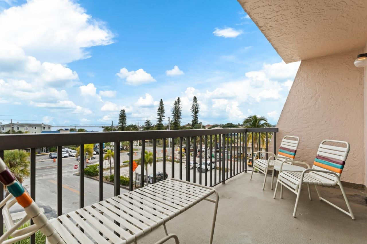 Gulf Gate Resort By Travel Resort Services St. Pete Beach Bagian luar foto